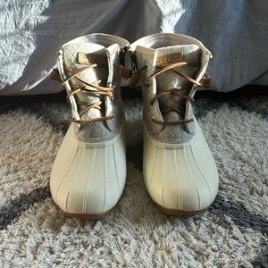 Sperry duck boots